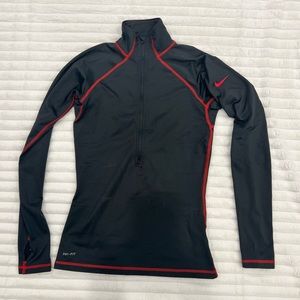 Women’s 1/4 Zip Nike Pro Dri Fit Size Small